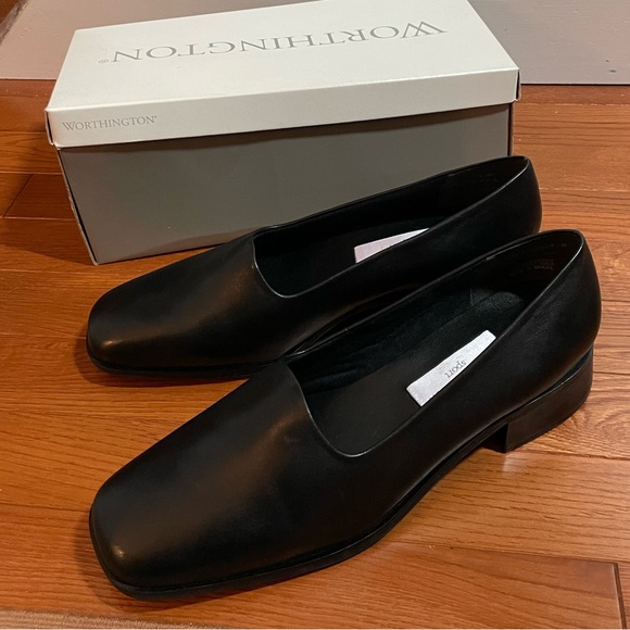 Worthington Shoes - Soft Black leather Delaney, low heel shoes by Worthington size 11